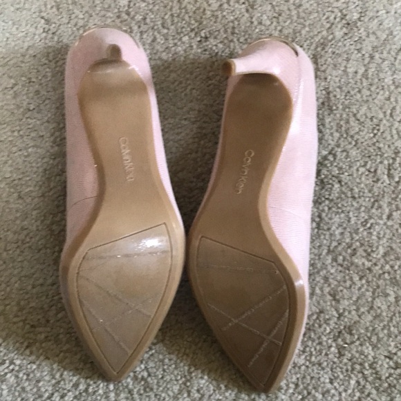 Calvin Klein Kamara Pump with Croc Styling in Nude with Pink Undertones-Size 8.5 - Picture 12 of 12